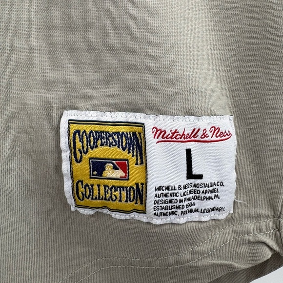 NY Yankees Youth Large Mitchell & Ness Gray Short Sleeve - Picture 5 of 8